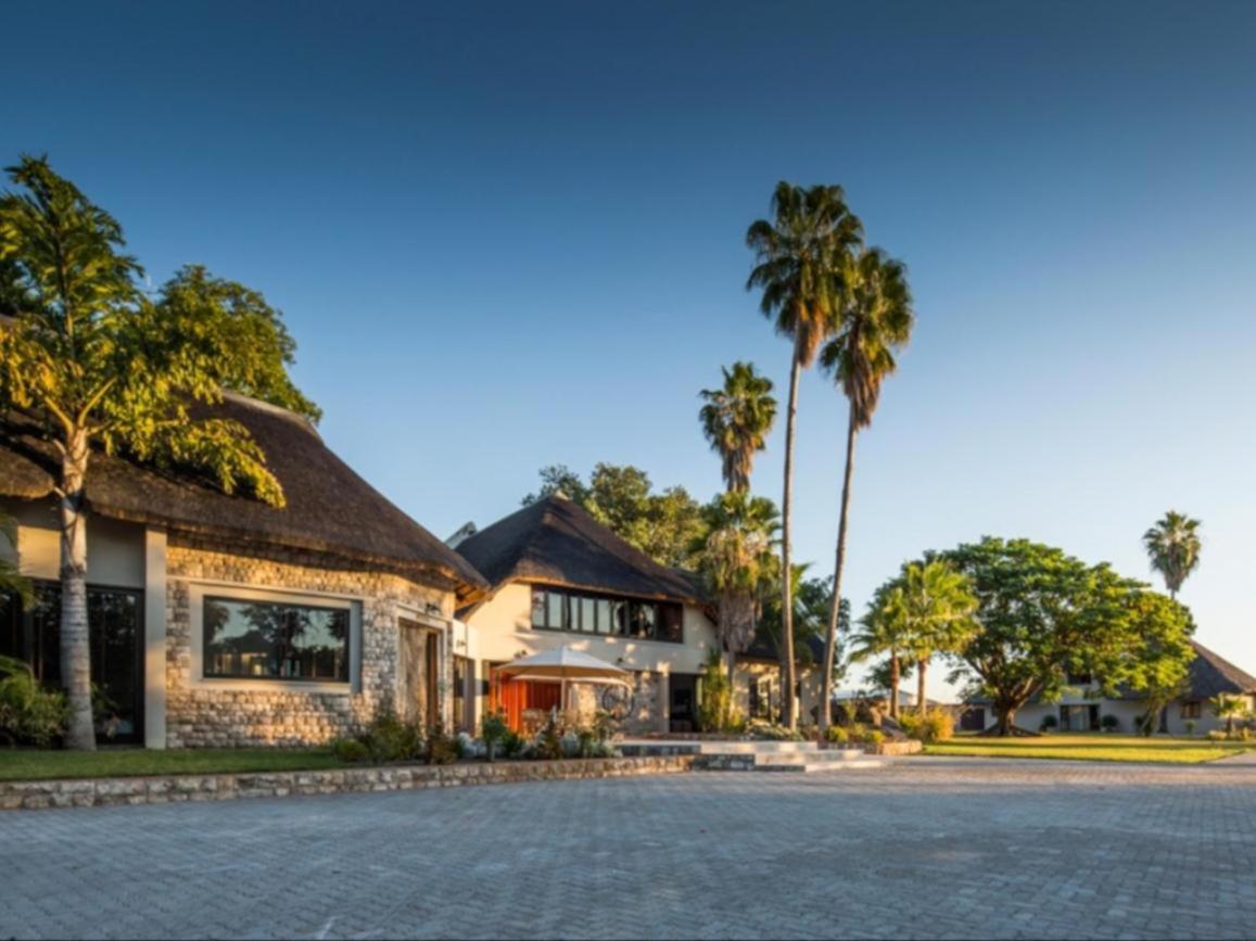 La Rochelle Lodge Namibia 추메브 외부 사진