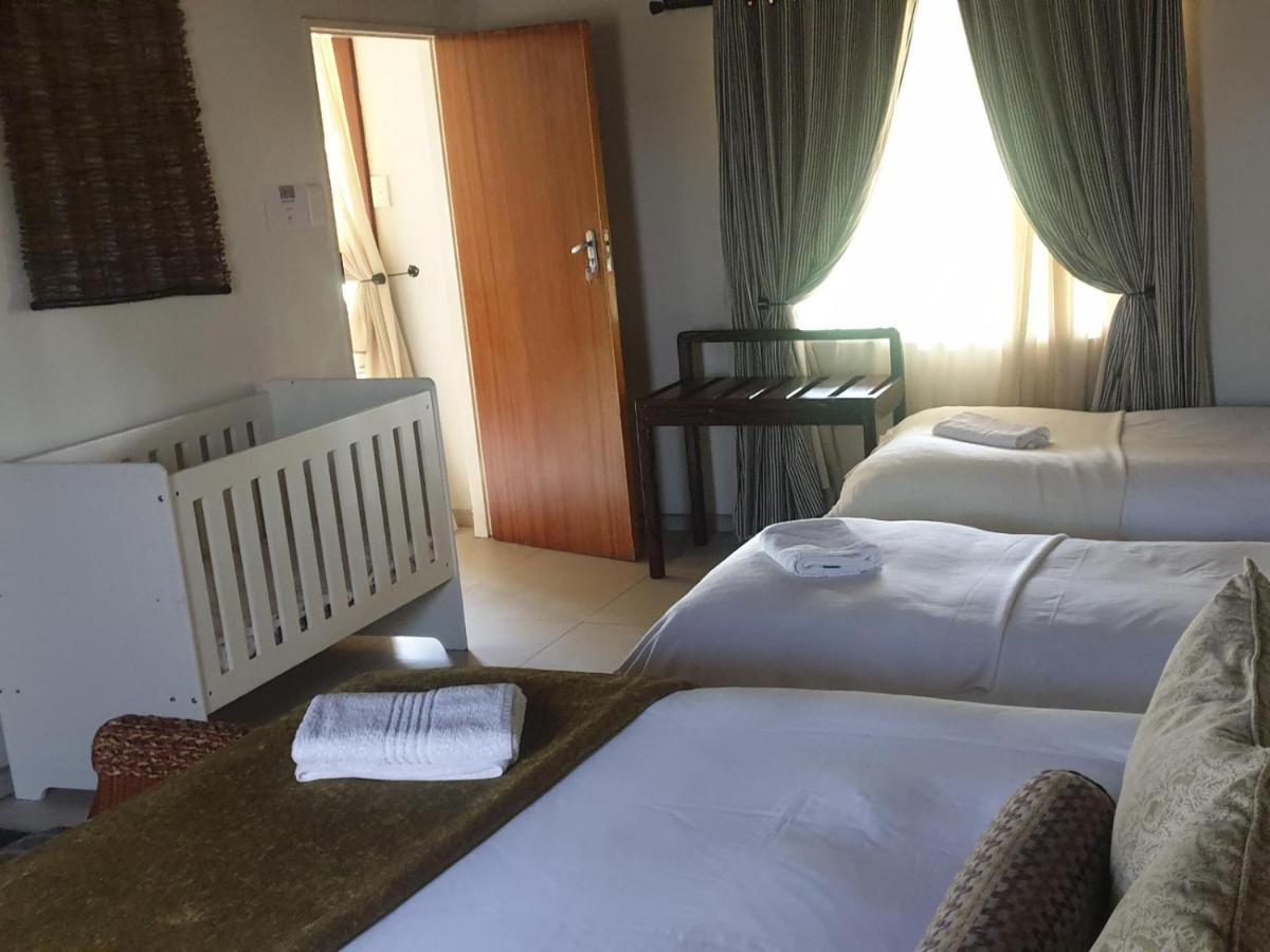 La Rochelle Lodge Namibia 추메브 외부 사진